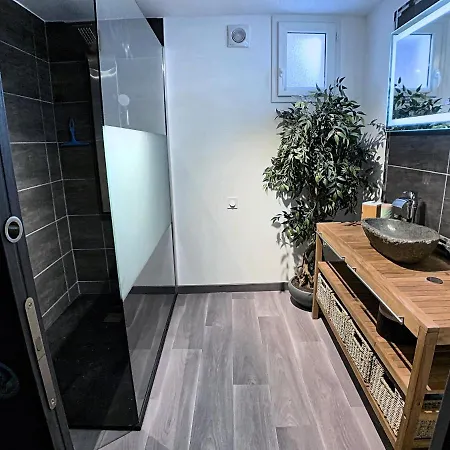 Eco-appart'hotel - Bde דירה *